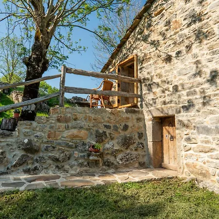 Vivienda Pasiega Lo Lucas 1920 * San Roque de Ríomiera
