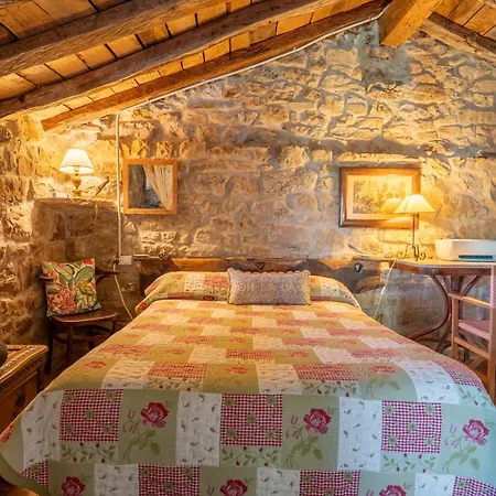 Vivienda Pasiega Lo Lucas 1920 Hébergement de vacances