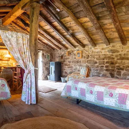 Vivienda Pasiega Lo Lucas 1920 *