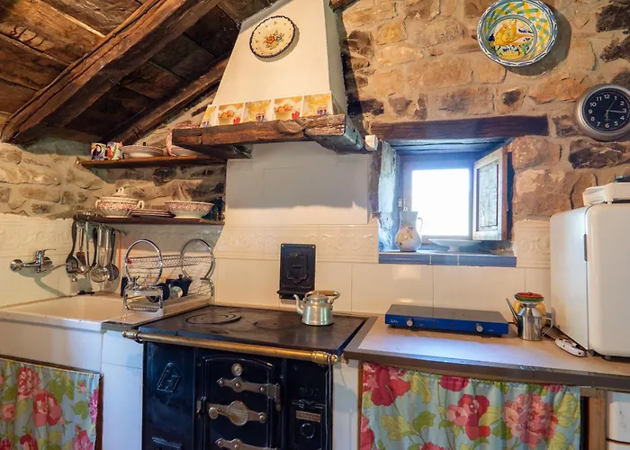 Vivienda Pasiega Lo Lucas 1920 *