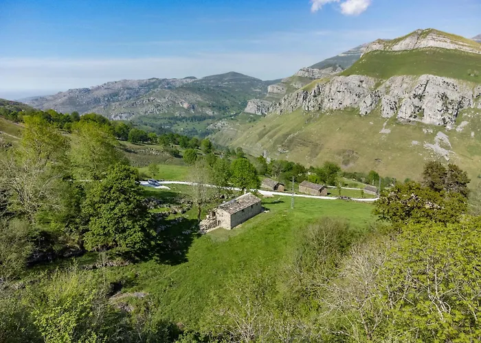 Holiday home Vivienda Pasiega Lo Lucas 1920